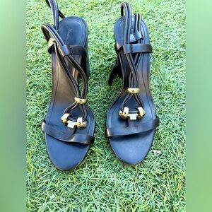 ✨Massimo Dutti L Leather heels